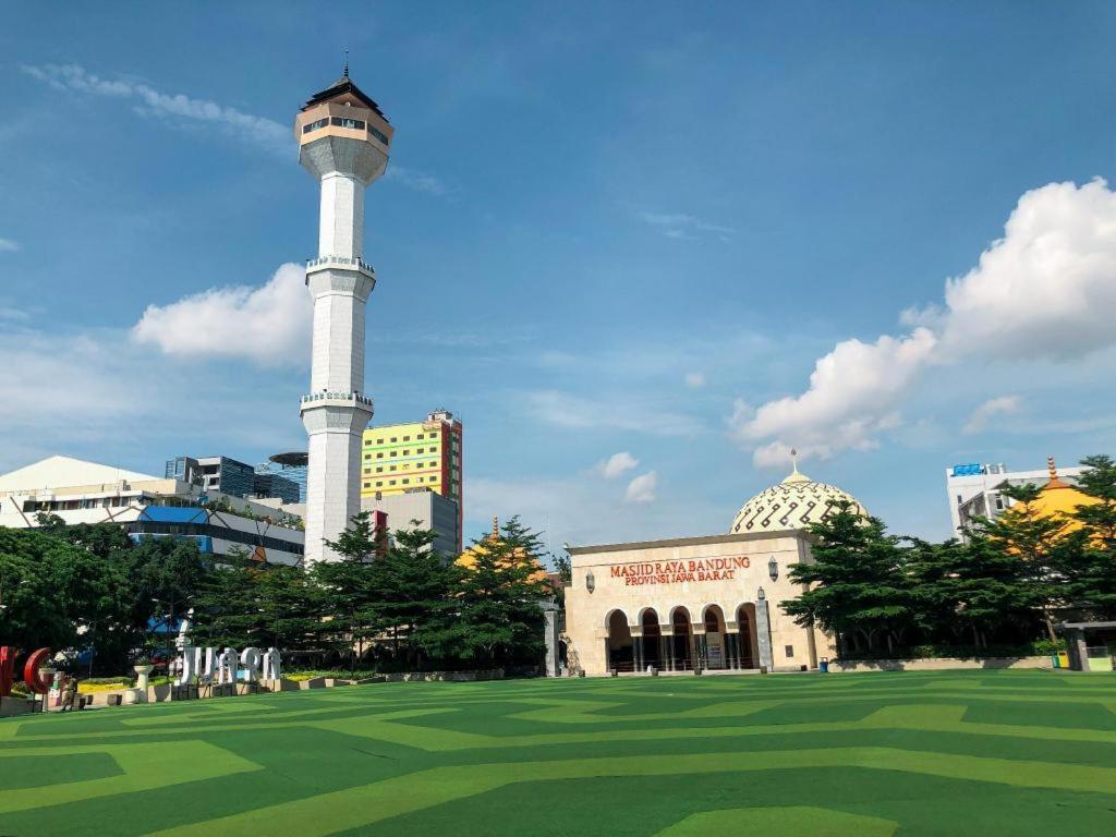 Oyo 2554 Hotel Arimbi Lama Dewi Sartika Bandung Exteriér fotografie