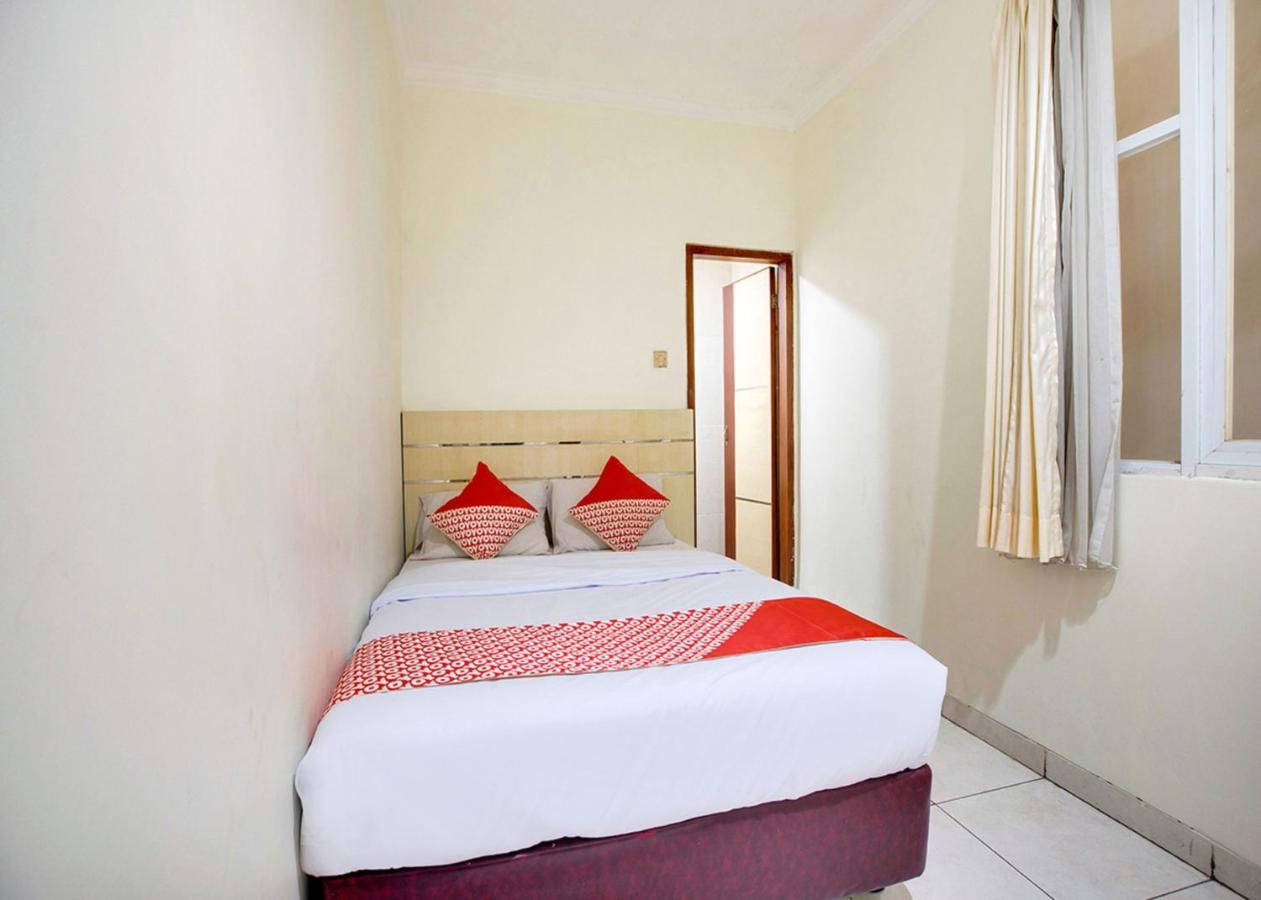 Oyo 2554 Hotel Arimbi Lama Dewi Sartika Bandung Exteriér fotografie