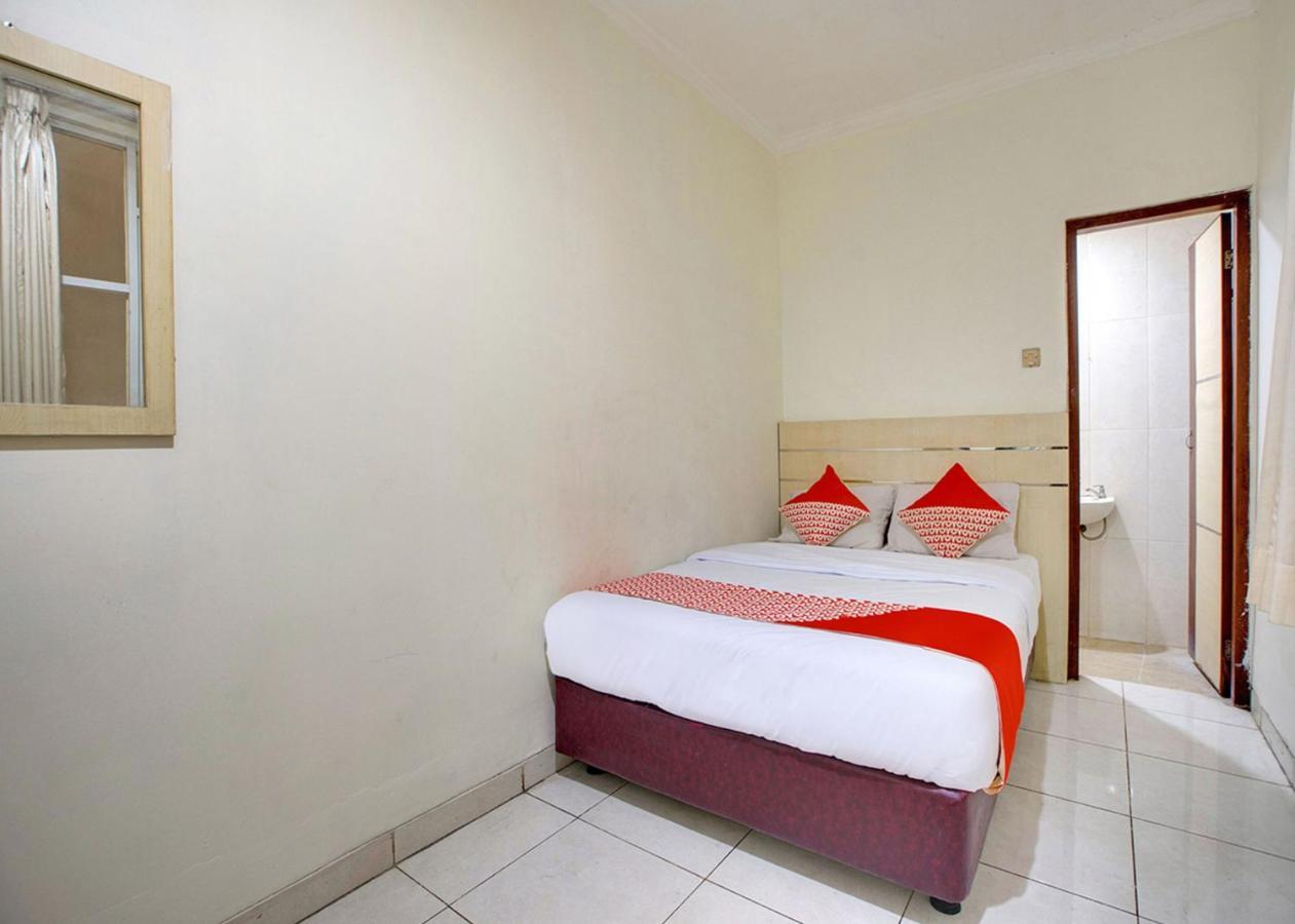 Oyo 2554 Hotel Arimbi Lama Dewi Sartika Bandung Exteriér fotografie